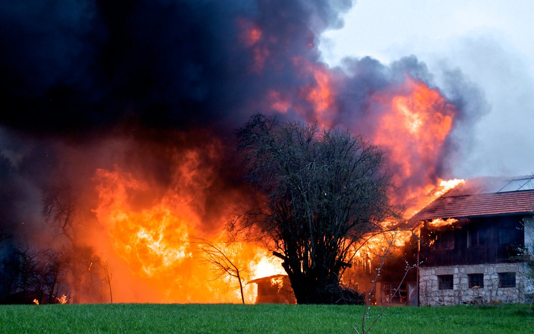 Ein Bauernhof explodiert